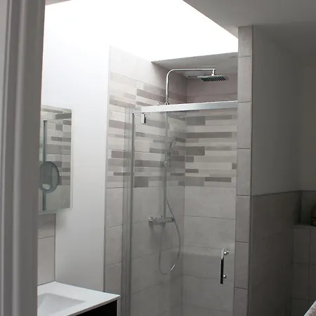 La Mirande * Ayzac-Ost